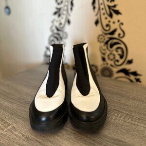 Claetyn Wood Black & White Chelsea Boots – Size 9